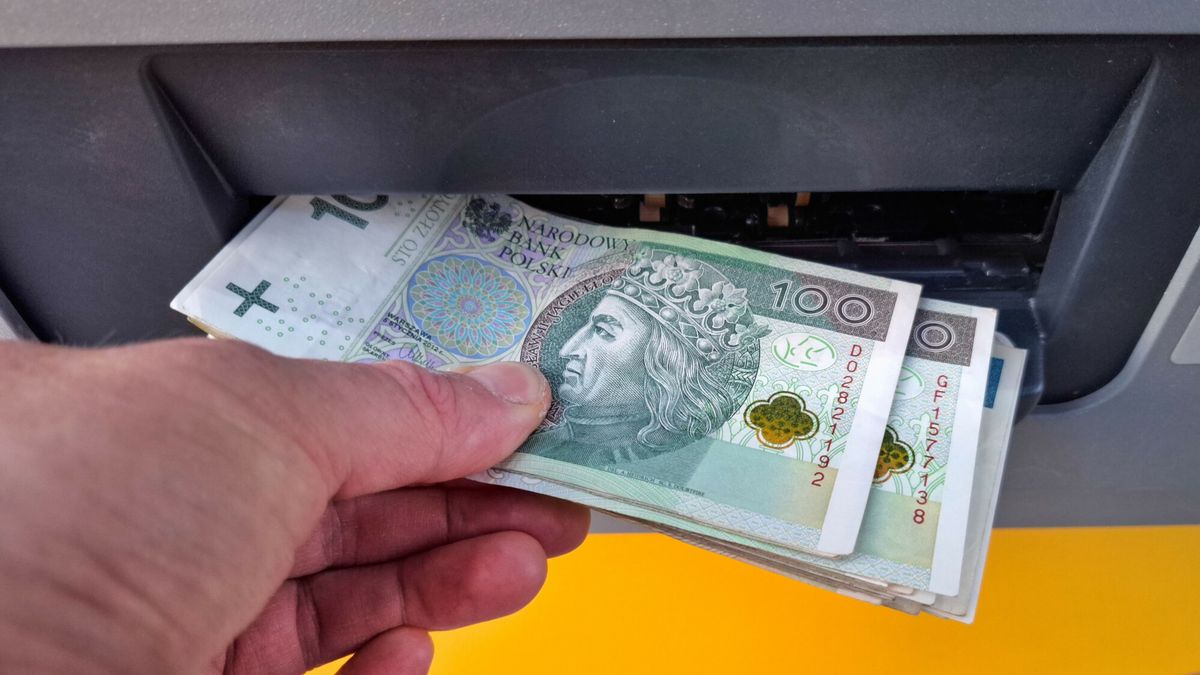 Reporter archiwum 2025 06
05.06.2025 Lodz. Wyplata gotowki z bankomatu. Fot. Piotr Kamionka/REPORTER
Piotr Kamionka/REPORTER