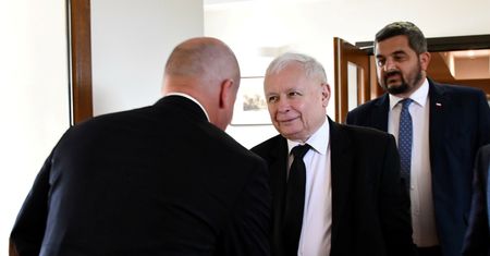 Fiasko rewolucji Kaczyńskiego. Żądają pierwszej dymisji, pada nazwisko Krzysztofa Sobolewskiego