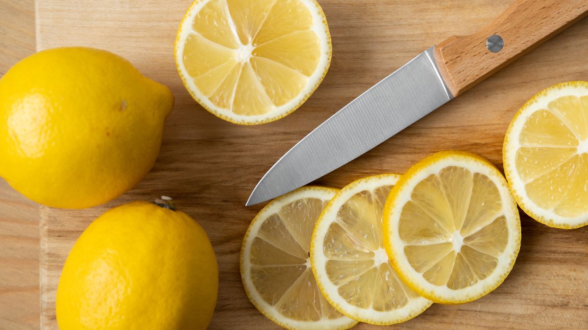 Takie są skutki jedzenia cytryny