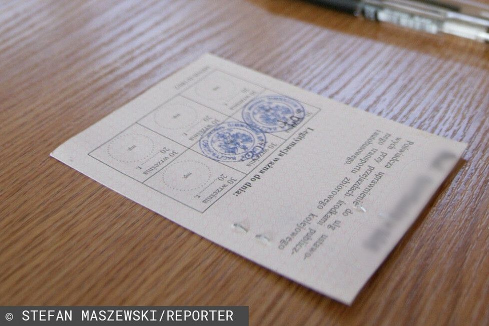 Została przyłapana na oszustwie. 18-latka podrobiła legitymację