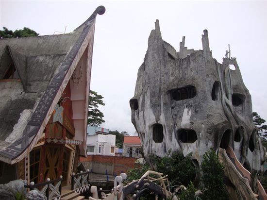 Najbardziej „odjechany” hostel – Crazy House, Wietnam
