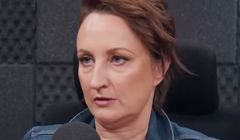 Agnieszka Burzyńska zawieszona przez naczelnych „Faktu” i Onetu. Powodem „potencjalny konflikt interesów”