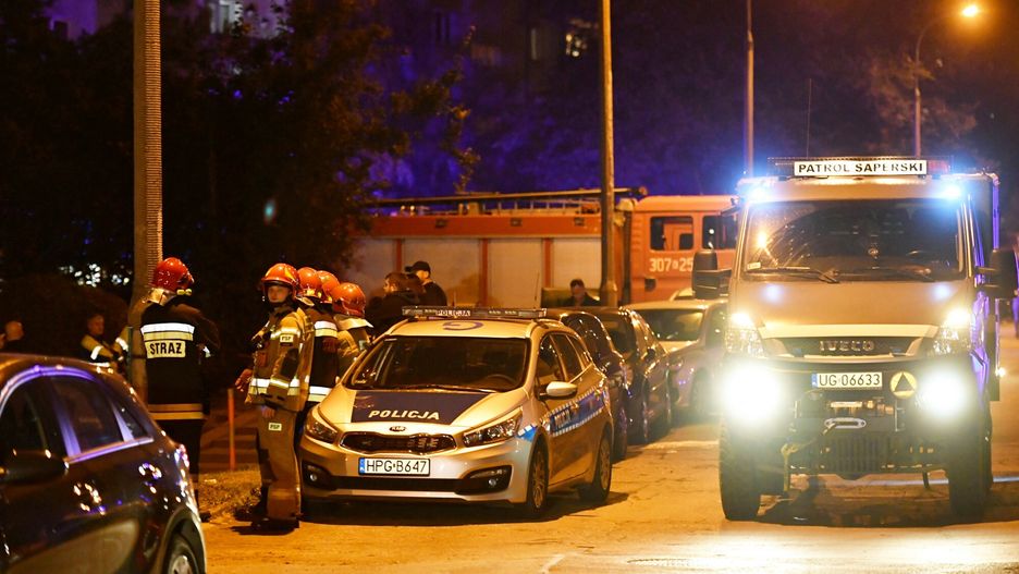 Pociski artyleryjskie w Nowej HucieFot. Artur Barbarowski/East News, Krak?lw 29.09.2021 Na osiedlu Piasttow w Krakowie Nowej Hucie znaleziono pociski artyleryjskie. Ewakuowano caly blokArtur Barbarowski