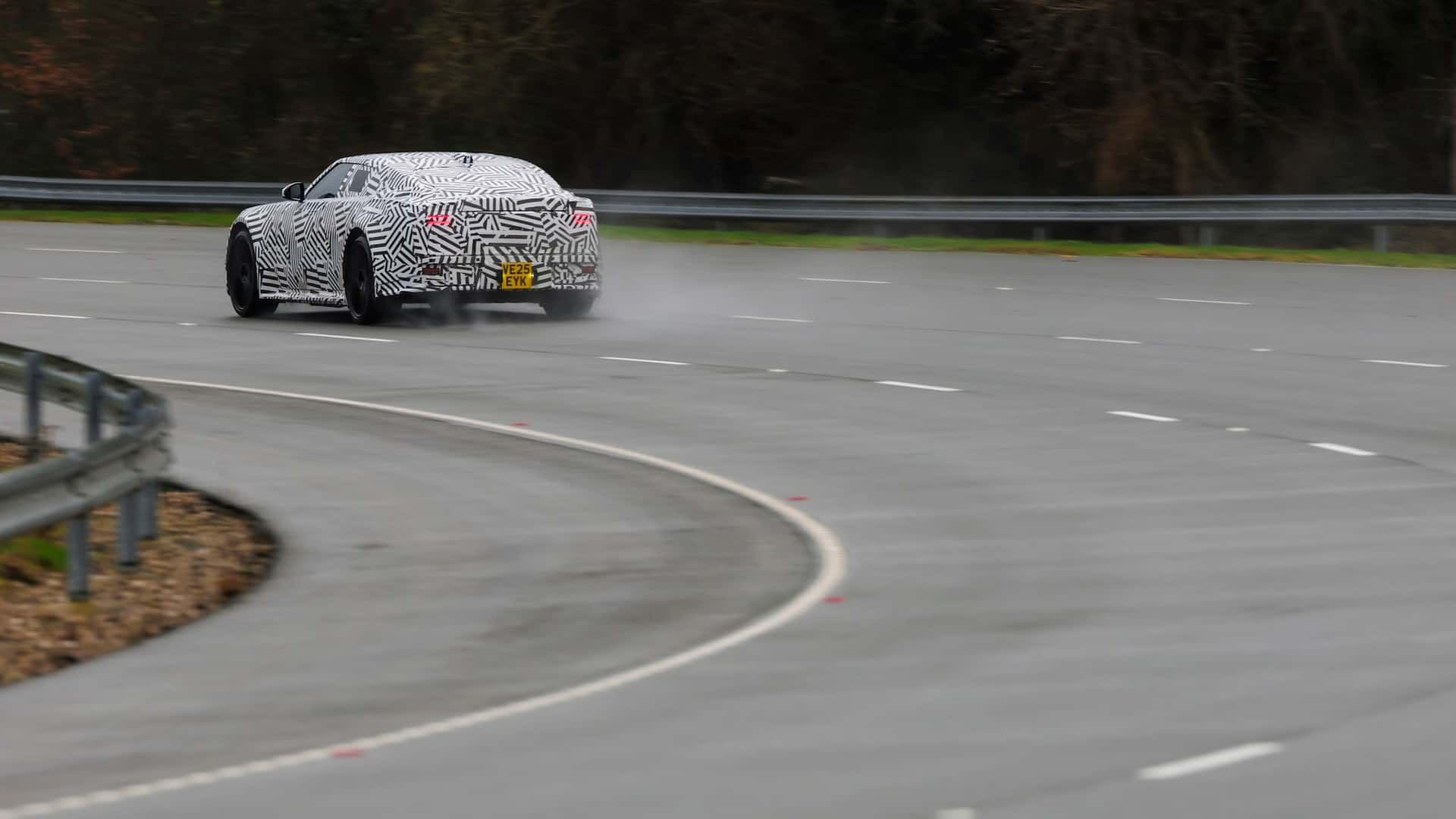 Nowy Jaguar podczas zimowych testów