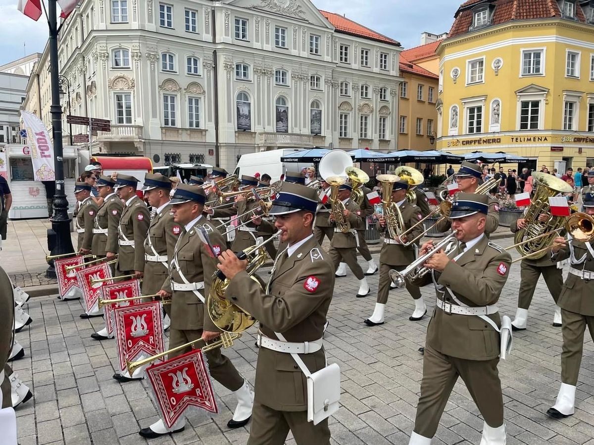 Військовий парад у Варшаві