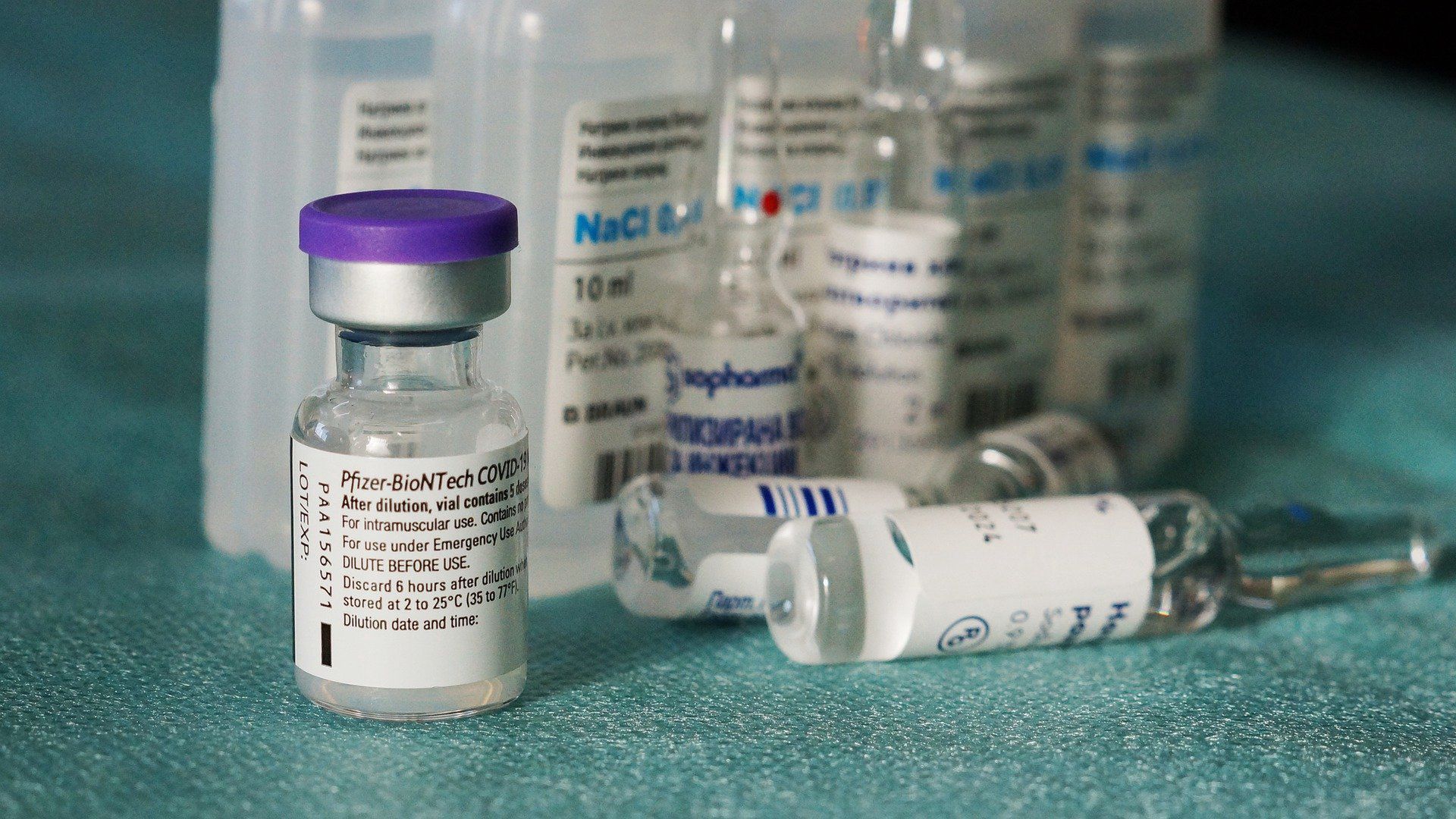 Pfizer wstrzymuje dostawy szczepionek. Izrael nie zapłacił