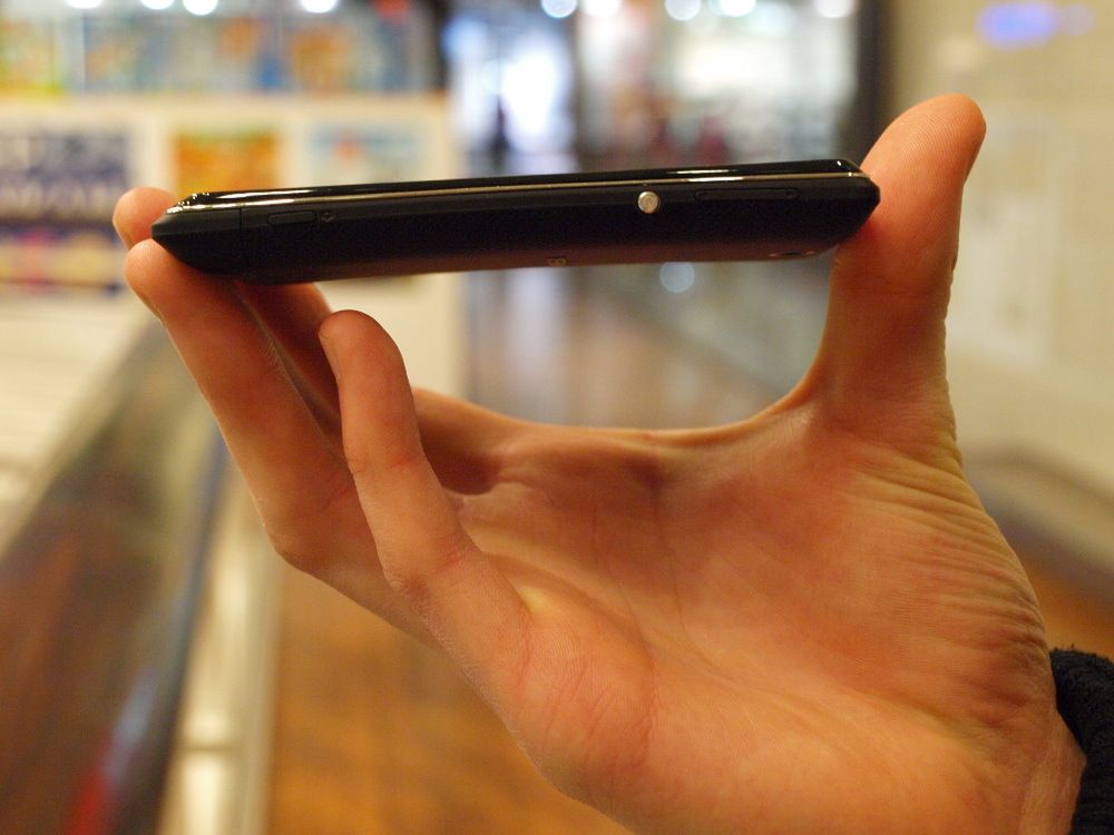Sony Xperia E Dual - ekran kiepski, ale za to jest obsługa dwóch kart SIM [test] 8