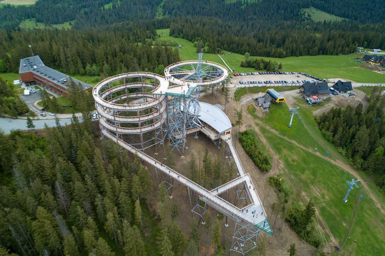 Sky Walk "Serce Poronina" otwarte. Bez tłumów, za to z widokami, które zapierają dech