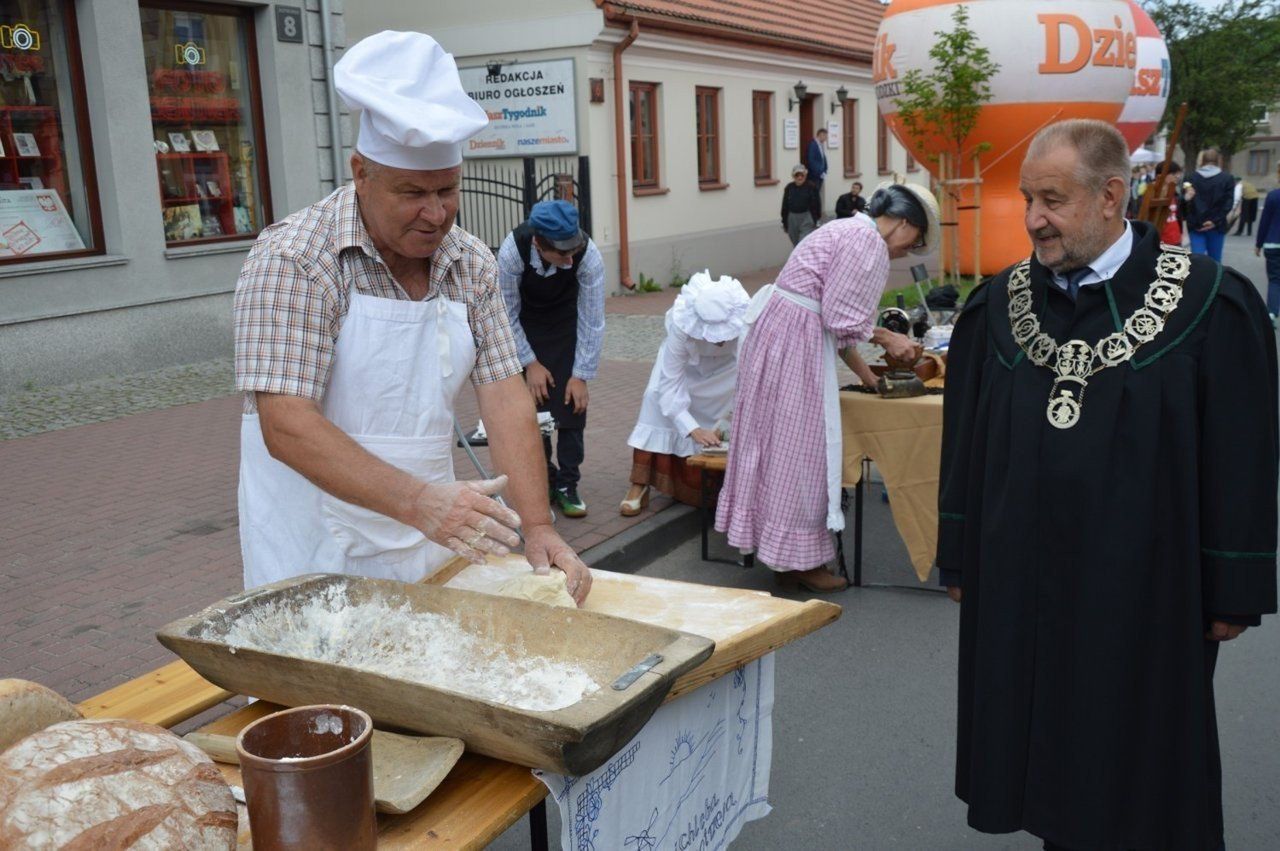 Są pieniądze na pikniki Kępina Moto Show 2025 i Miasteczko Złotnickiego w Zduńskiej Woli