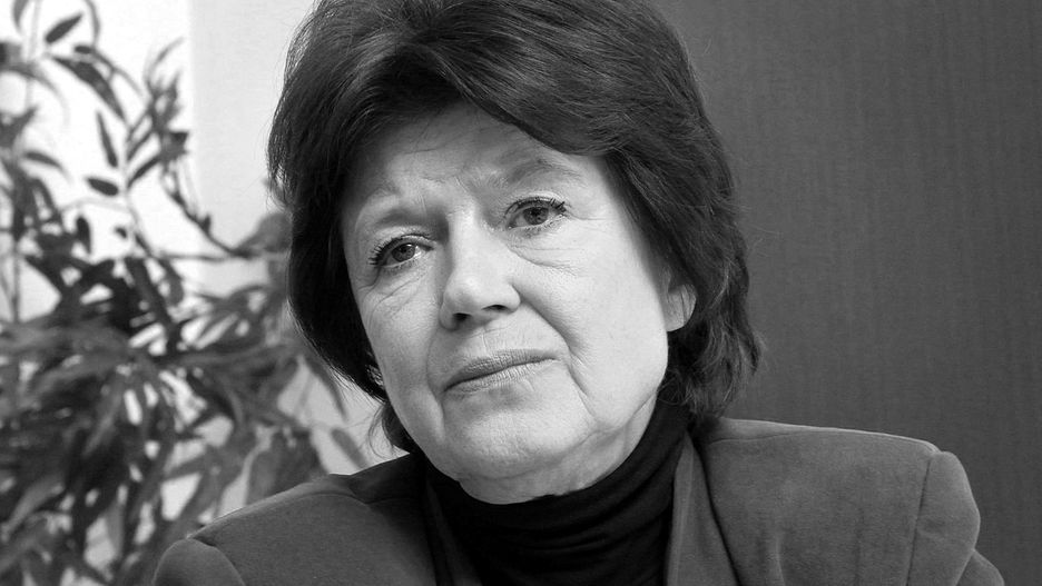 Politycy żegnają zmarłą byłą posłankę SLD Izabellę Sierakowską