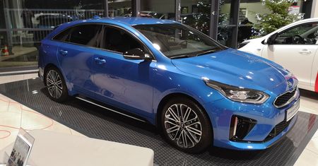 Znamy pełny cennik nowej Kii ProCeed. Za styl nie trzeba płacić dużo