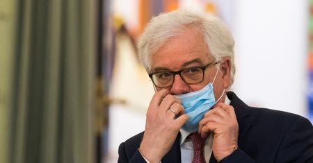 Jarosław Gowin miał być ministrem MSZ? "Odmówił"