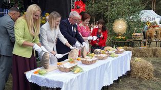 Kluczewskie dożynki gminne w Hucisku. Tradycja, pokazy artystyczne, lokalne smakołyki i dobra zabawa