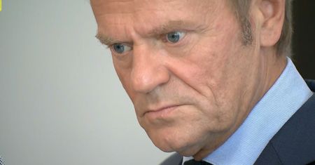 Tusk antybohaterem "Wiadomości". Wpłynęło 38 skarg