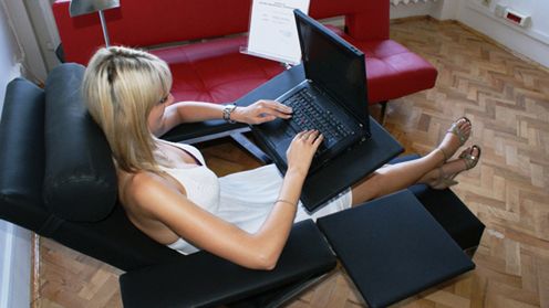 Polak też potrafi – wygodny fotel dla użytkowników Macbooka 1