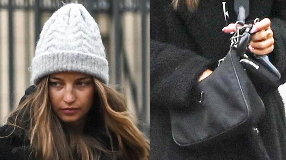 Julia Wieniawa przejeżdża na czerwonym świetle 