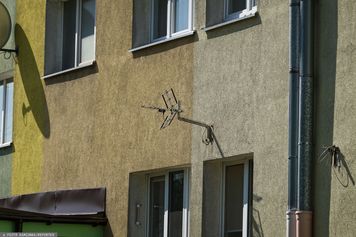 Drastyczny krok wynajmującego. Lokatorzy twierdzą, że ukradł licznik