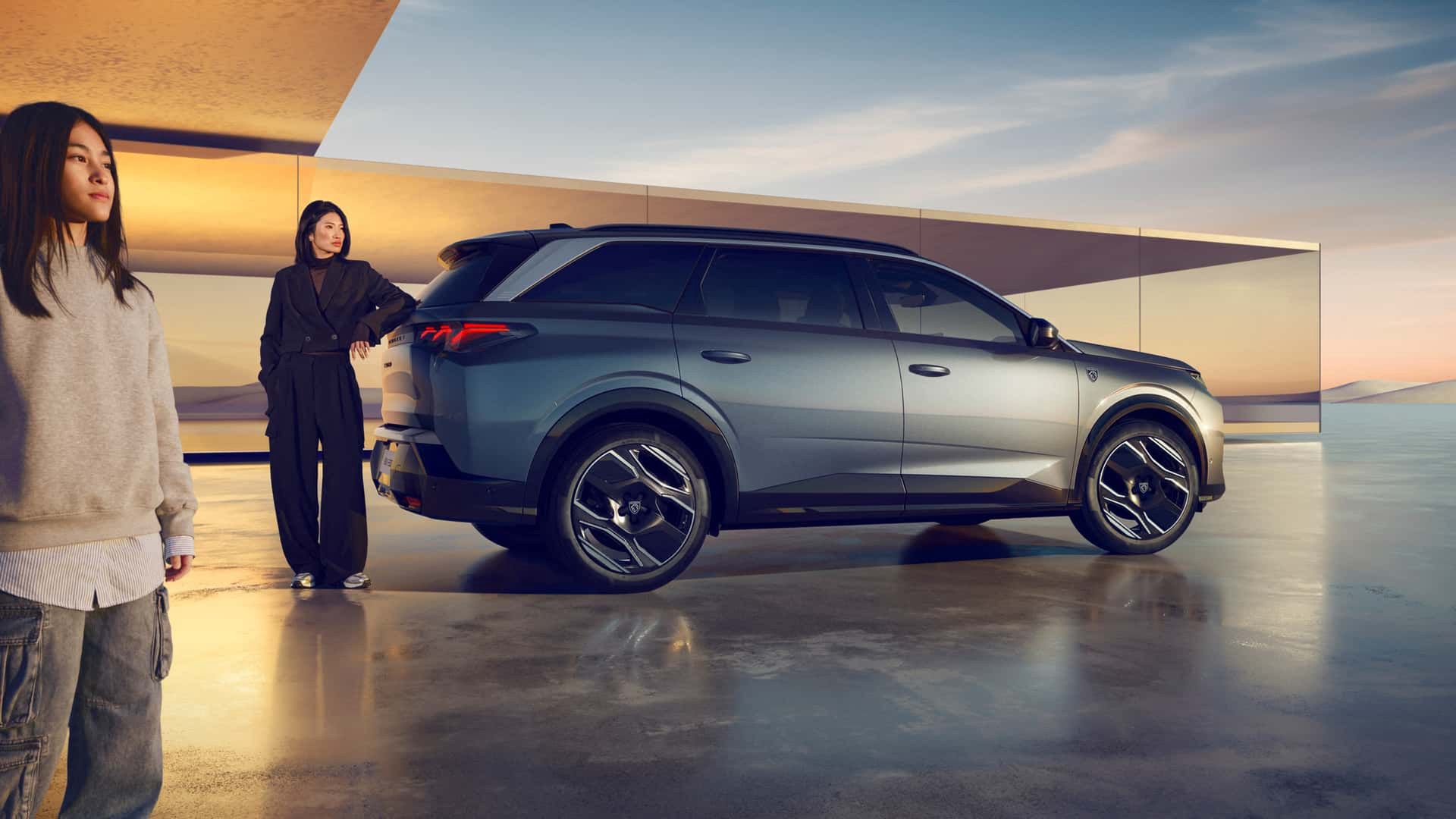 Nowy Peugeot E-5008