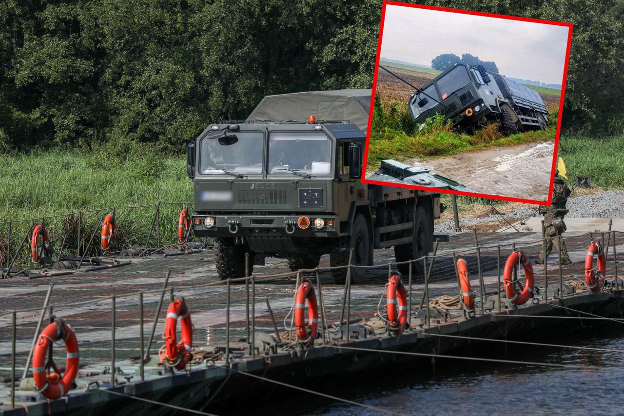 Wojskowy Jelcz w rowie. Logistycy ruszyli na pomoc