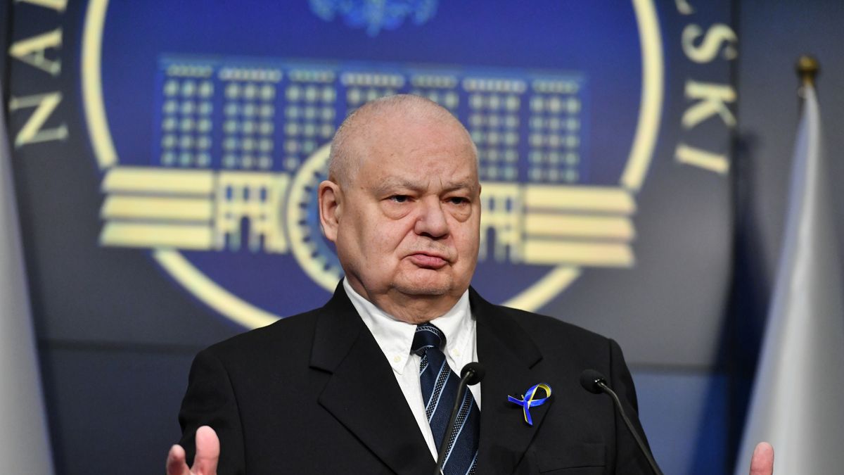  Warszawa, 09.03.2022. Prezes NBP Adam Glapiński podczas konferencji prasowej w siedzibie Narodowego Banku Polskiego w Warszawie, 9 bm. Konferencja była poświęcona ocenie bieżącej sytuacji ekonomicznej w Polsce. (sko) PAP/Piotr Nowak