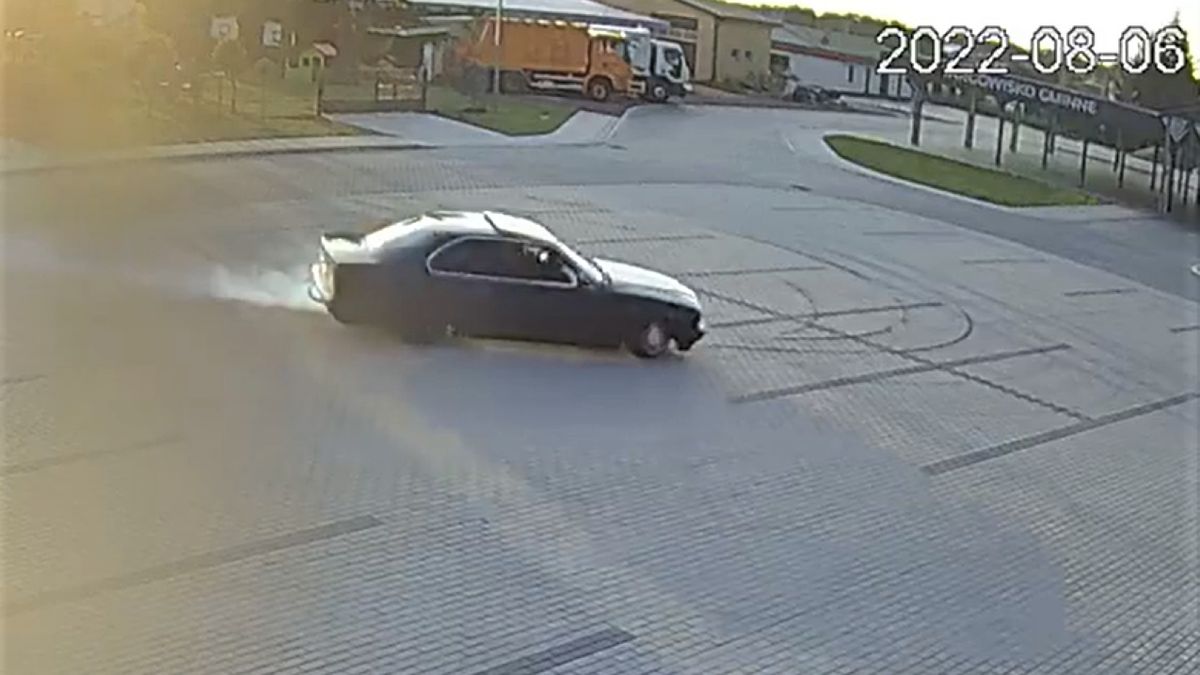 Gmina wzywa kierowcę bmw do posprzątania po sobie 