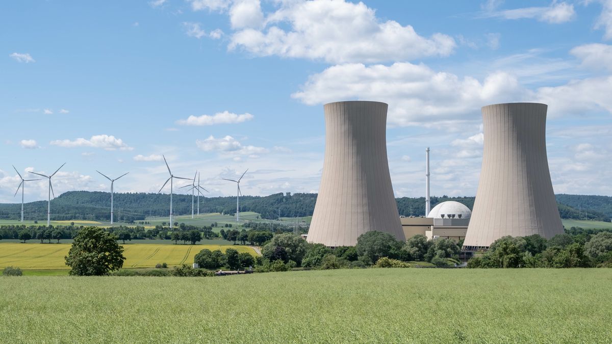 Green landscape and nuclear power plant
JAN MOSCHENSKIJ
Grohnde, Weser, bird's eye view, blue, building, chimney, cloud, clouds, cooling tower, countryside, county, drone, ecology, electricity, energy, environment, factory, field, flight, generate, grass, green, horizon, industrial, industry, landscape, meadow, nature, nuclear, nuclear energy, nuclear plant, nuclear power plant, nuclear station, power, river, sky, sun, sunlight, sunshine, technology, tower, tube, view, water