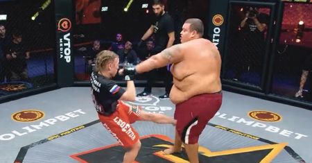 Ta walka wydarzyła się naprawdę. Ona ważyła 59 kg, on cztery razy więcej