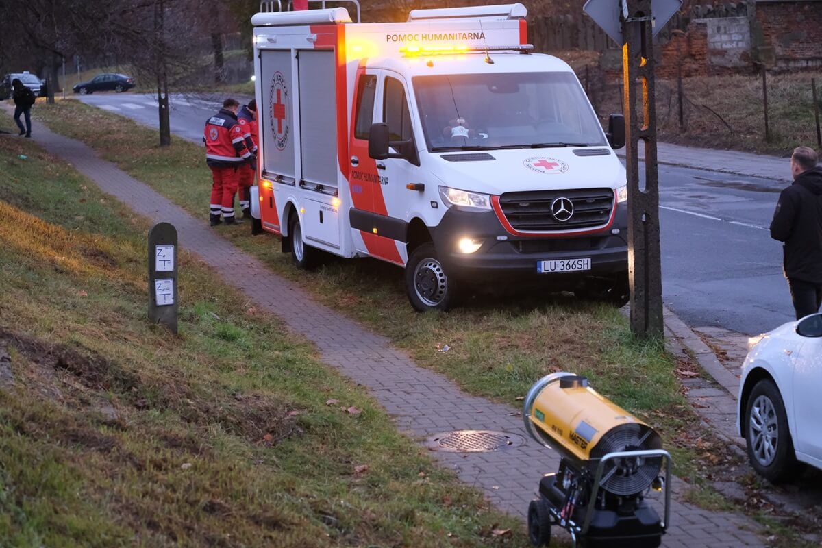 Pomoc Humanitarna PCK Lublin na miejscu ewakuacji przy ul. Walecznych