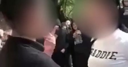 Bójka licealistek. W ruch poszedł kastet. Nagranie z Brzozowa w sieci