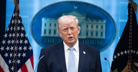 Trump zdecydował o wojnie po spotkaniu z Netanjahu. Sprzeciw Vance'a