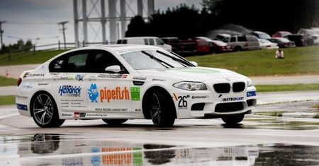Ponad 82 km nieustającego driftu – nowy rekord Guinnessa [wideo]