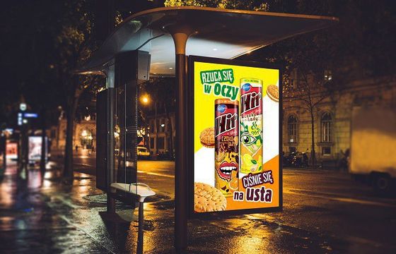 „Rzuca się w oczy, ciśnie na usta” w kampanii ciastek Hit