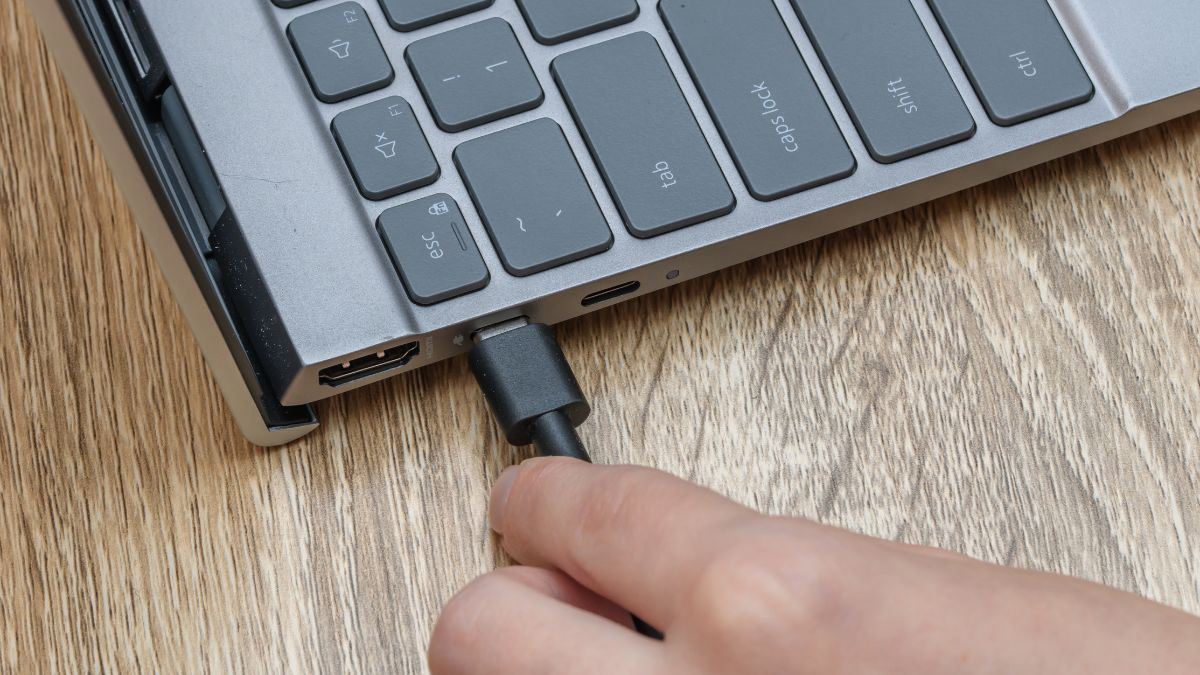 Jak często ładować laptopa?