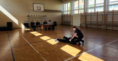 Zdali egzamin i przeszli test sprawnościowy. Lublin ma nowych strażników miejskich