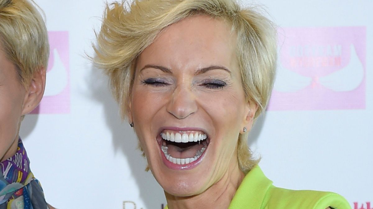 Paulina Smaszcz wspomina fryzjerską metamorfozę sprzed lat. Tak narodziła się "kobieta petarda"