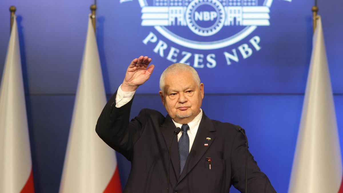 Prezes NBP Adam Glapiński. Według nowego raportu banku, inflacja w 2023 r. może wynieść nawet 15 proc. 