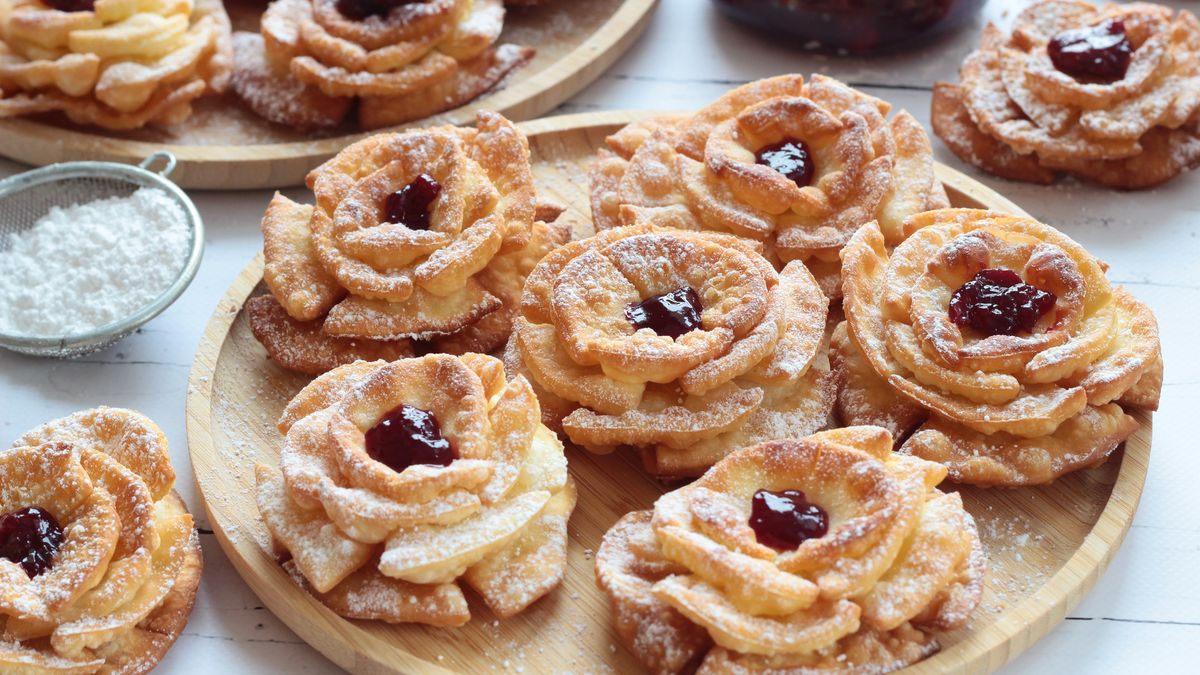 Róże to najpiękniejsze ciastka karnawału