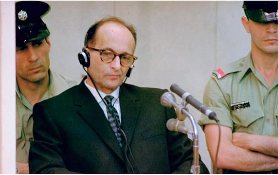 Eichmann na ławie oskarżonych w Jerozolimie