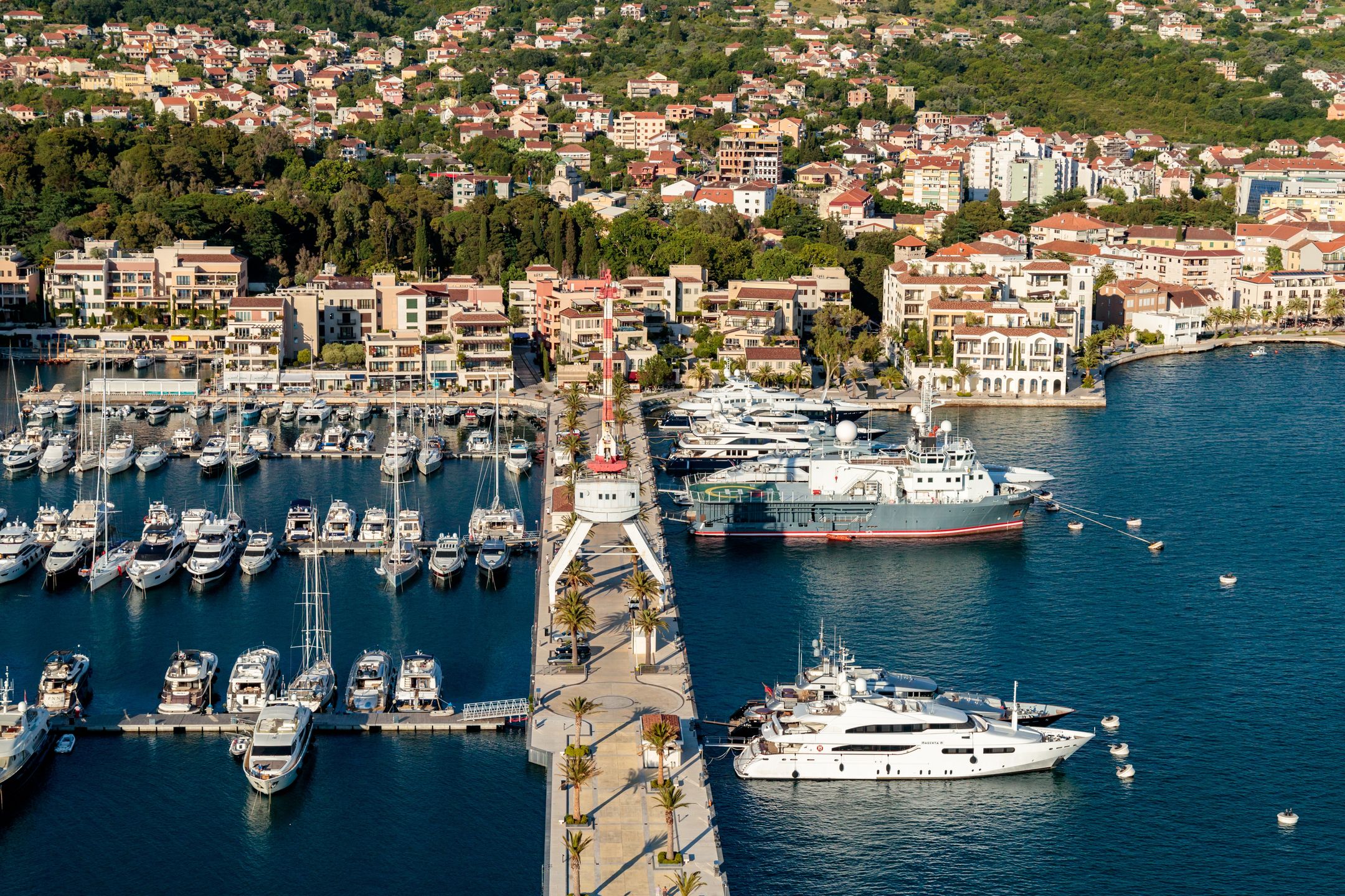 Porto Montenegro to największy port jachtowy na Adriatyku