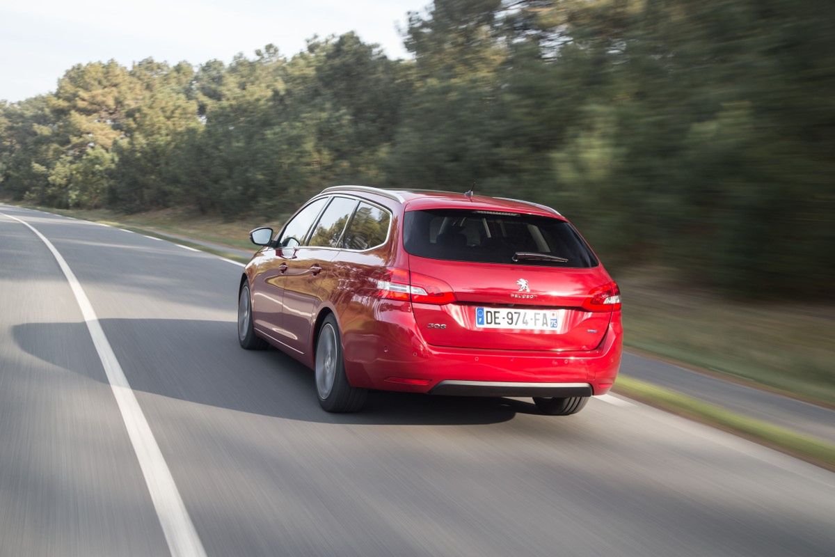 Peugeot 308 SW 1,2 e-THP 130 - pierwsza jazda [galeria] 34