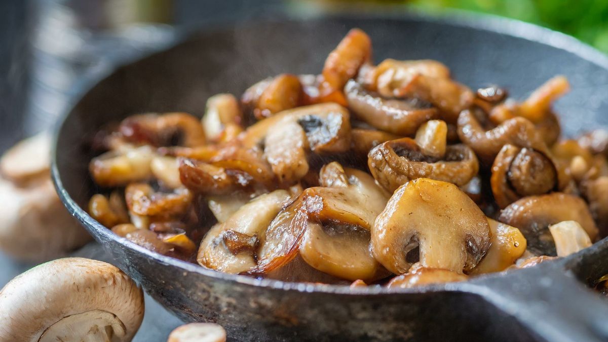 Tak przygotuj pieczarki do pizzy, będą fantastyczne