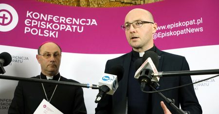 Pedofilia w Kościele. Ks. Studnicki o karach kościelnych. "Bez pomocy państwa nie poradzimy sobie z problemem"
