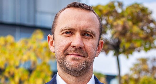 Karol Wieteska na czele marketingu i sprzedaży Grupy OEX