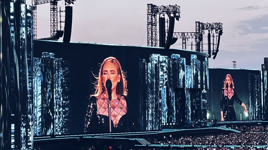 Adele podczas koncertu w Monachium