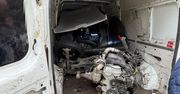 Dziupla u dziadka. Policja rozbiła gang kradnący i "odświeżający" luksusowe auta