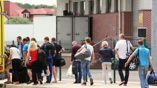 "Zatrzęsły się drzwi i okna". Mówią o ataku Rosjan przy granicy z Polską