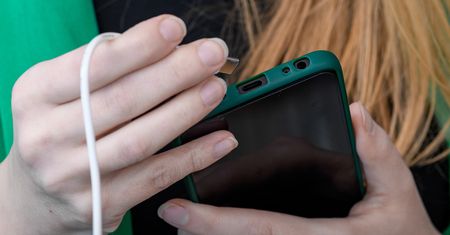 Uwaga na smishing. VeloBank ostrzega klientów