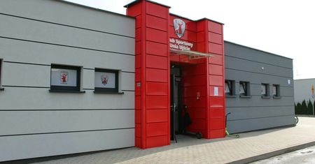 Nowa szatnia w Ujściu oficjalnie otwarta! To sportowe serce Unii Ujście