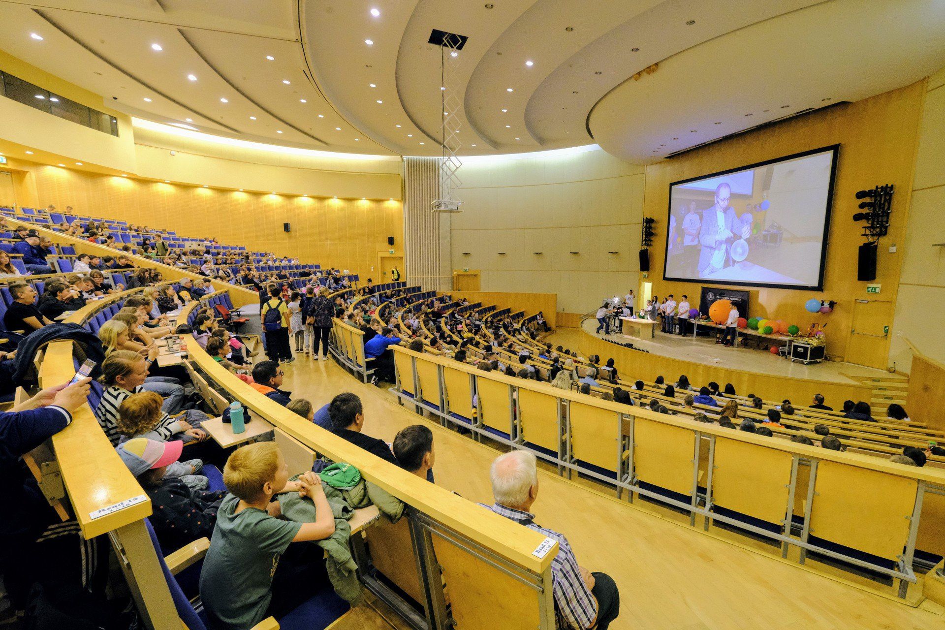 Noc Naukowców w Poznaniu. Zobacz najciekawsze wydarzenia!