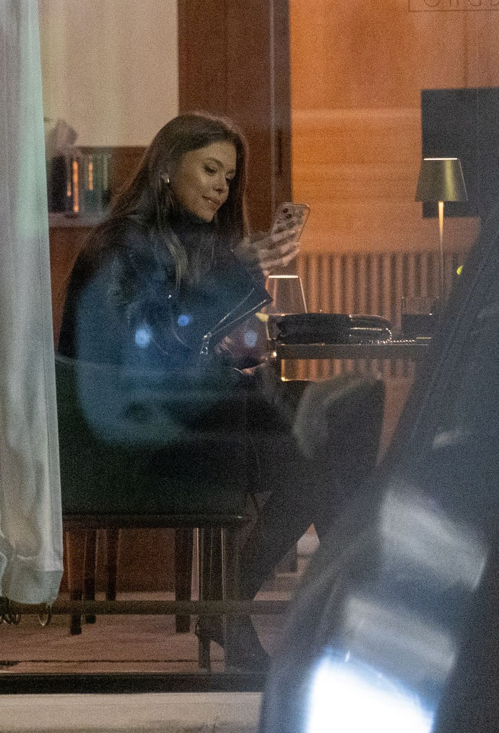 Joanna Opozda "przyłapana" na kolacji w najdroższym hotelu w Warszawie